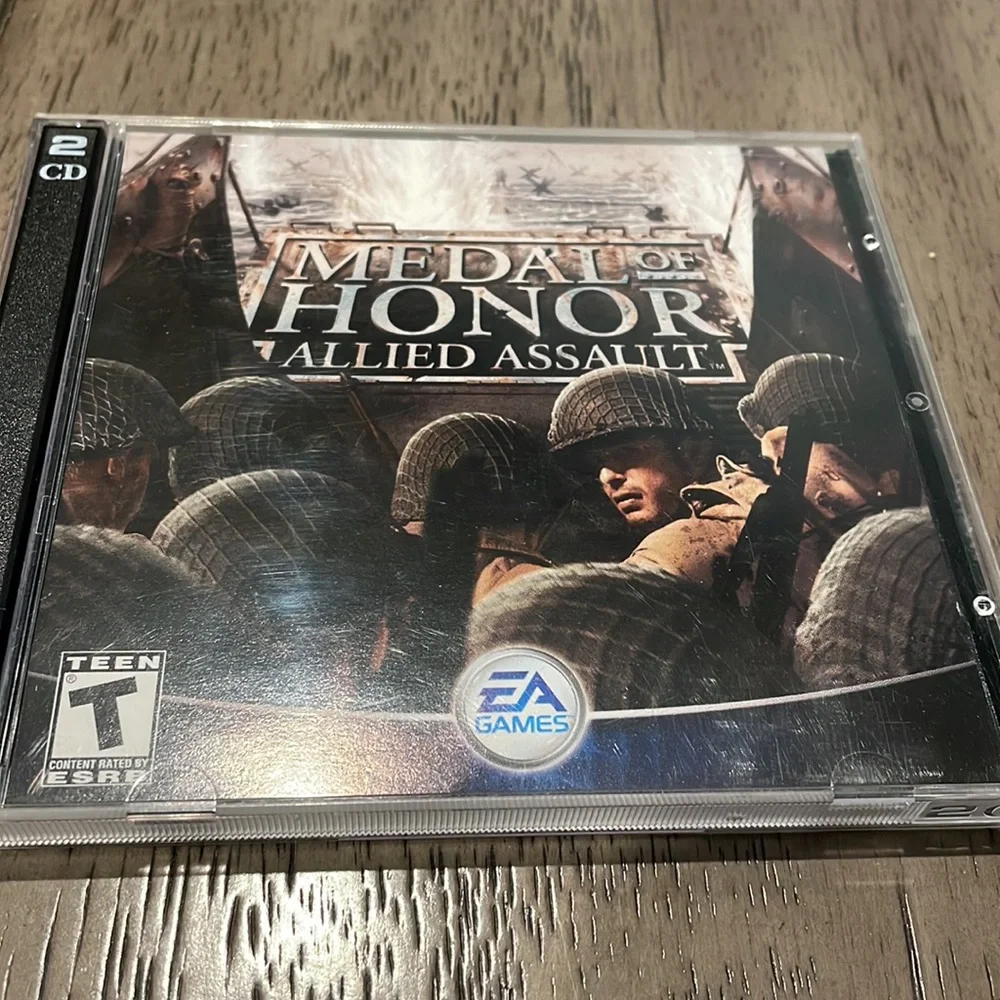 Medal of Honor Allied Assault PC Game with Spearhead Expansion Pack